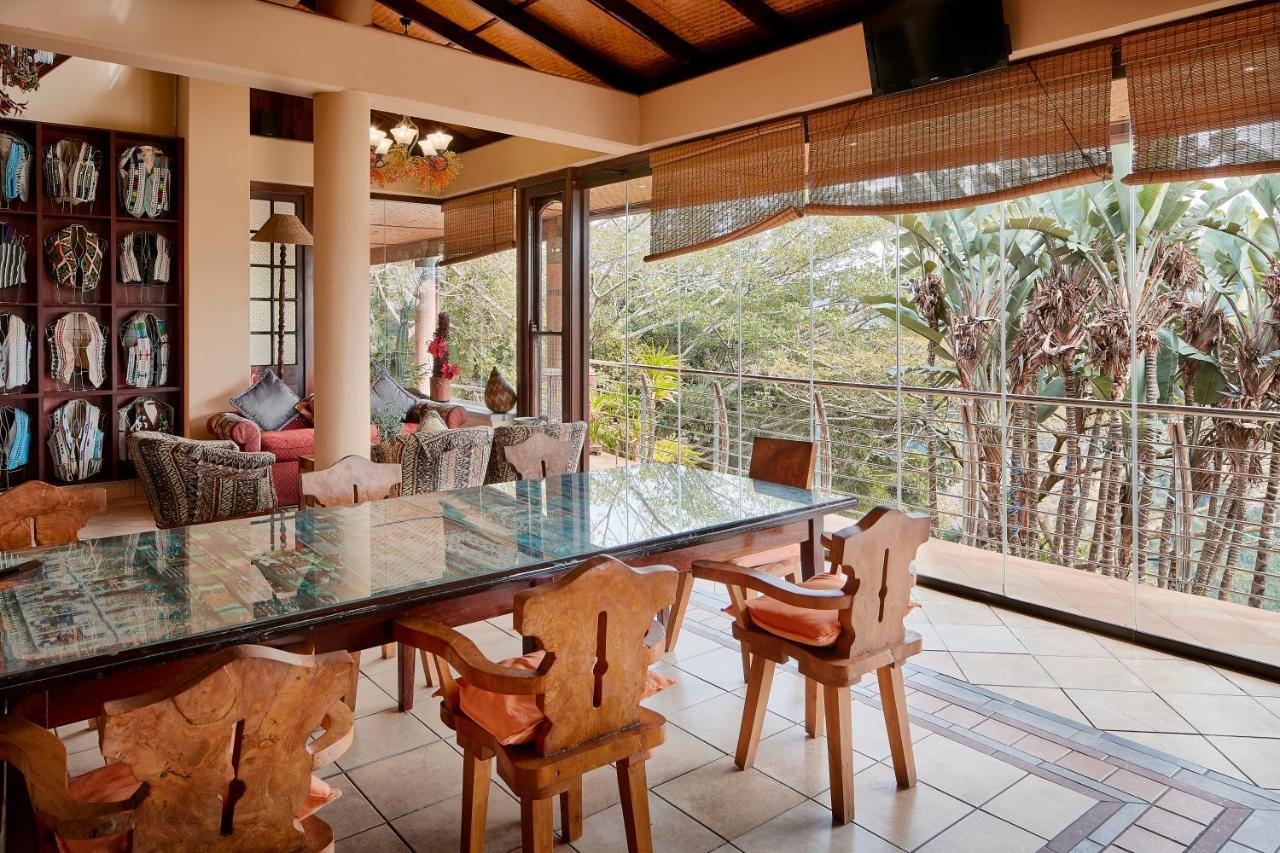 Ammazulu African Palace Kloof Ngoại thất bức ảnh